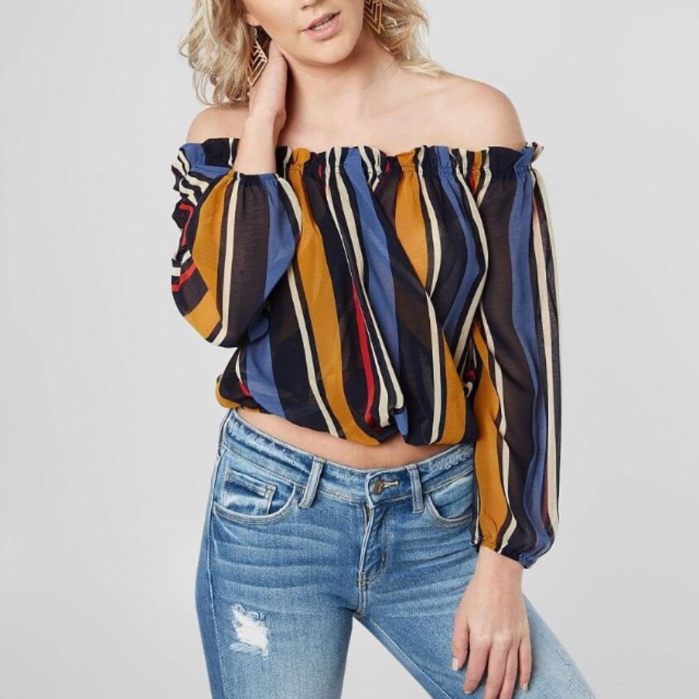 Striped off the shoulder sheer top - Picture 3 of 4